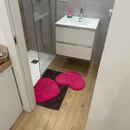 Rosa House B&B *